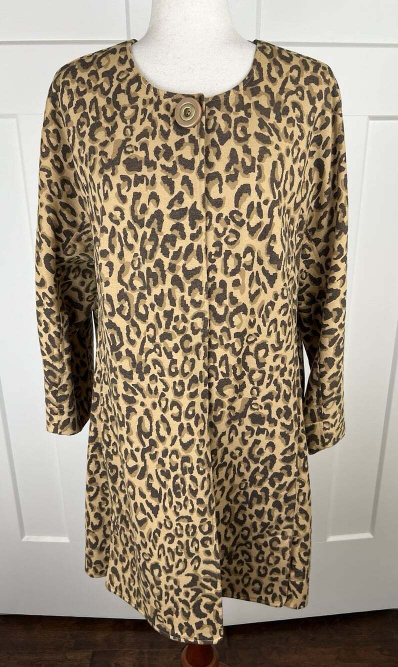 Carol Anderson by Invitation CAbi Estate Jacket M Leopard Animal Print Style 990